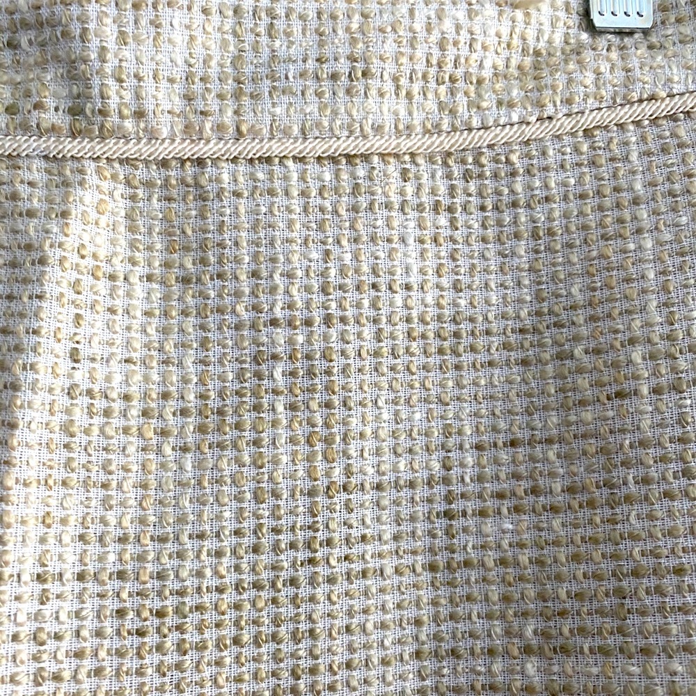 Neutral Tone Chunky Knit Skirt